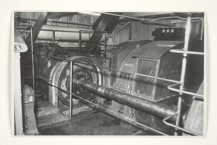 S.5219(12)0619; Interieurfoto's genomen aan boord van de cutterzuiger 'Gouda' van Zanen Verstoep NV; fotoreportage