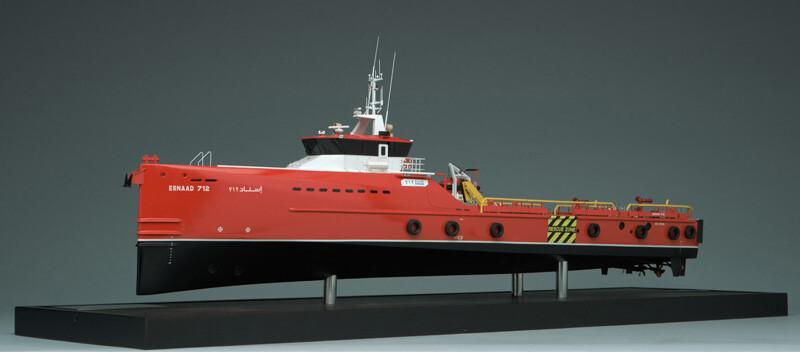 2012.1257; Model van het werkschip Esnaad 712; scheepsmodel