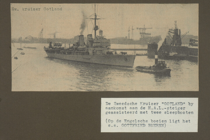 2001.1755; Omslag met vele foto's en knipsels van meest bergingsactiviteiten door Reederij v/h Gebroeders Goedkoop te Amsterdam in de periode 1929 / 1949; omslag