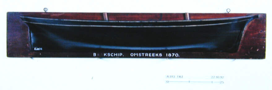 A.0813(16); Halfmodel van een tweemast bark; scheepsmodel