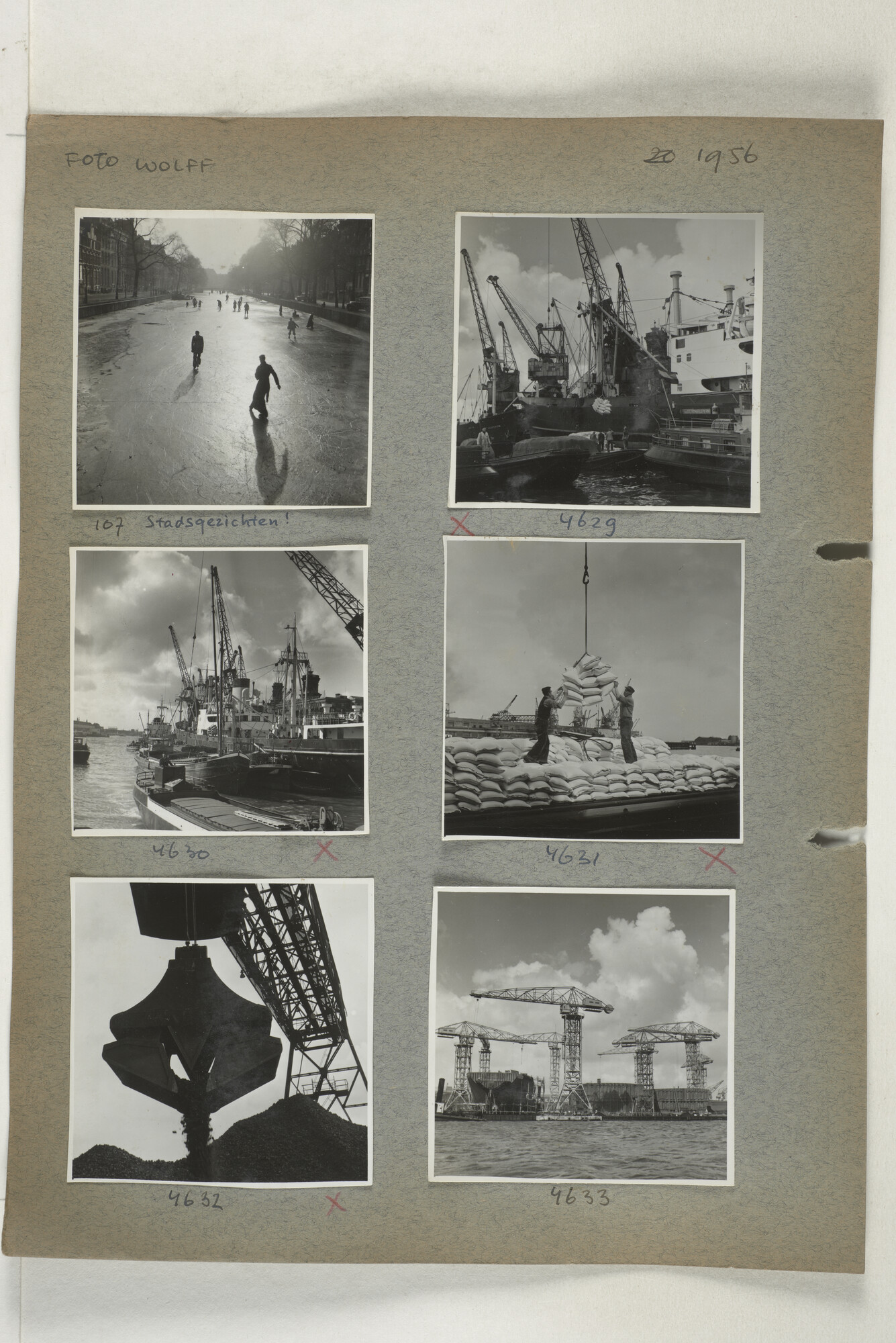 1998.2183; Omslag (voorheen ordner) met een grote hoeveelheid proef foto's van de haven en de stad van Amsterdam; omslag