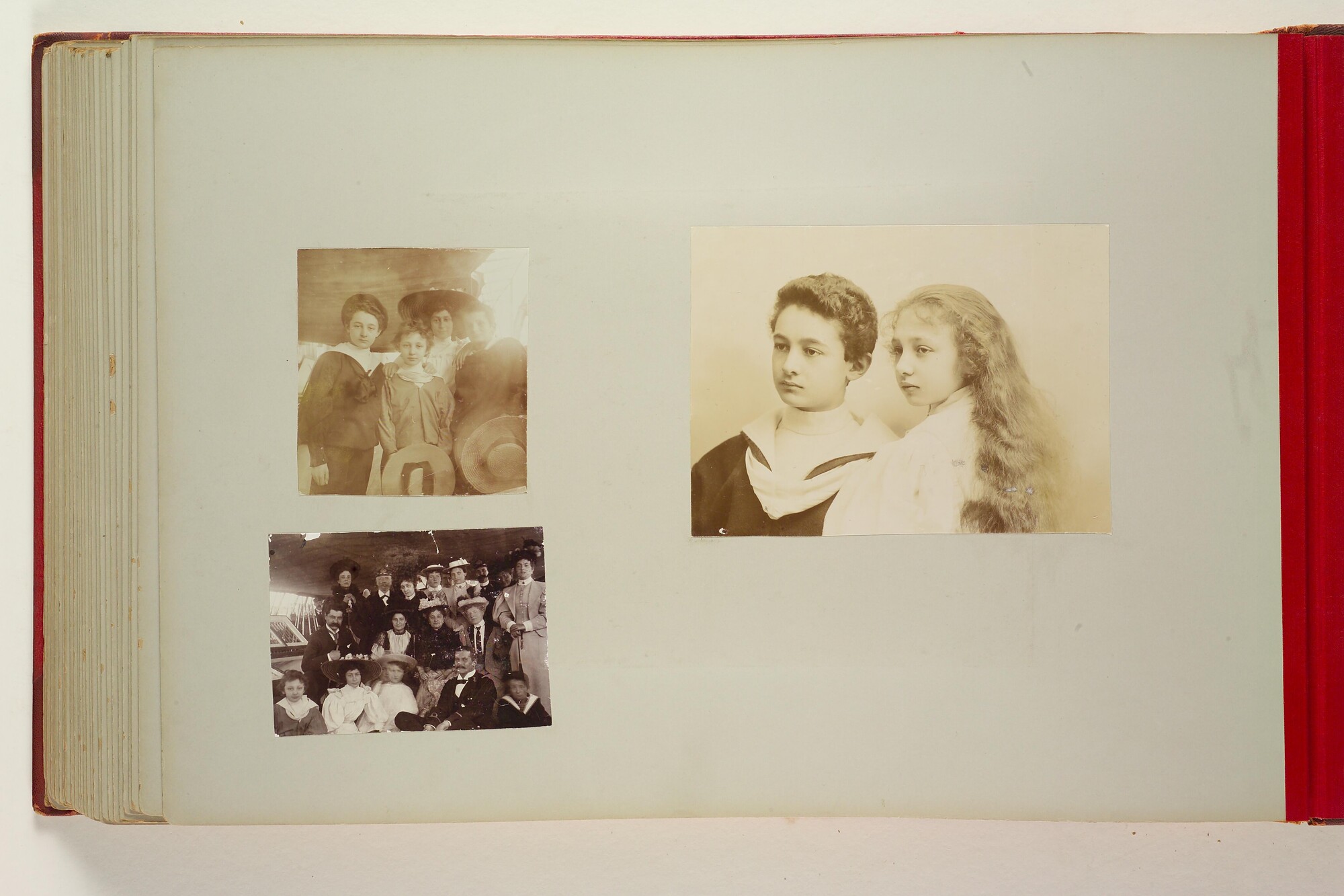1994.2025; Album nr.2 van Hendrik de Booy met fotos, aantekeningen en documenten van [...]; fotoalbum