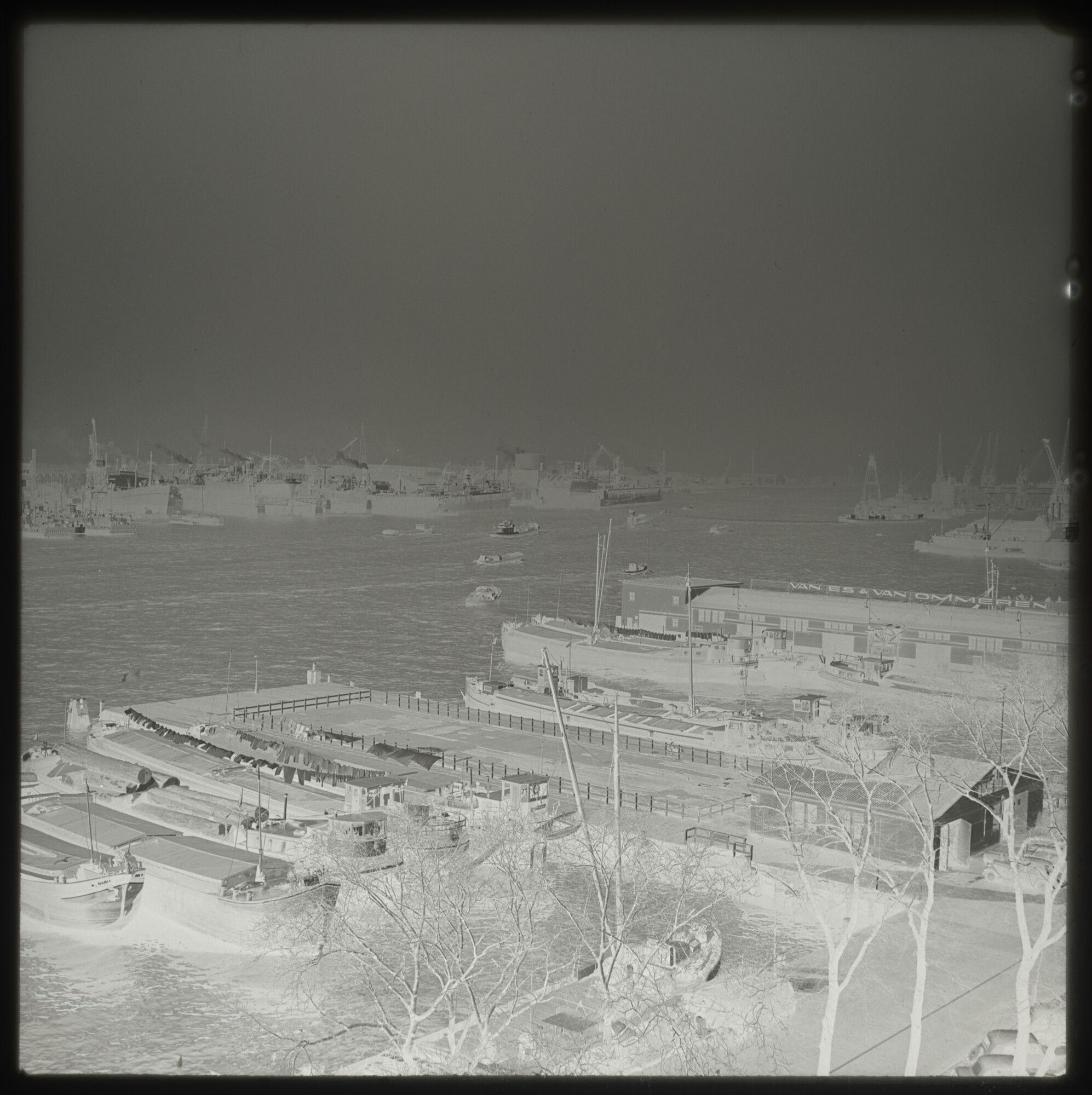A.5263(02); Negatieven van een reis met het vrachtschip 'Woltersum' van de Stoomvaart; negatief