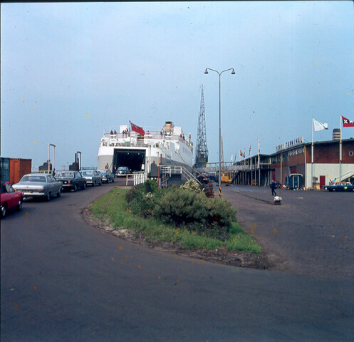 S.9100(5228); Dia van de Britse veerboot 'Blenheim' van de Fred Olsen Line; diapositief