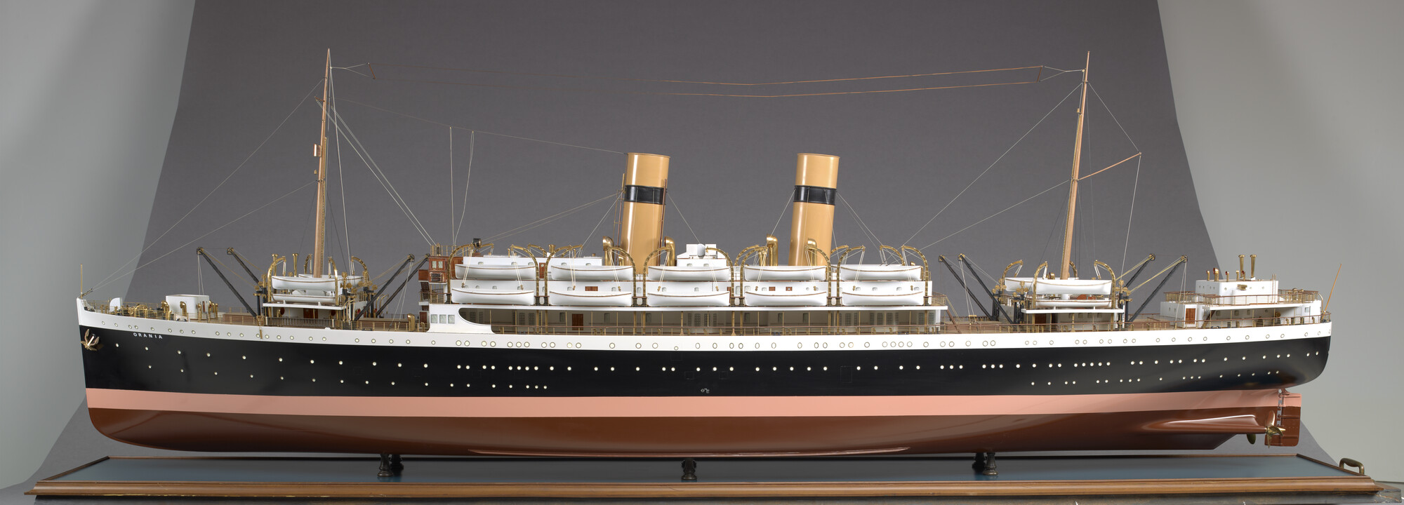 S.5774; Model van het ss. Orania; scheepsmodel