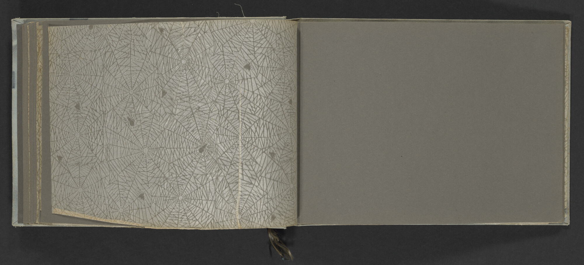 2024.3841; Fotoalbum van C.J. (Kees) de Vries, machinist op schepen van de Koninklijke Hollandsche Lloyd tussen 1928 en 1934; fotoalbum