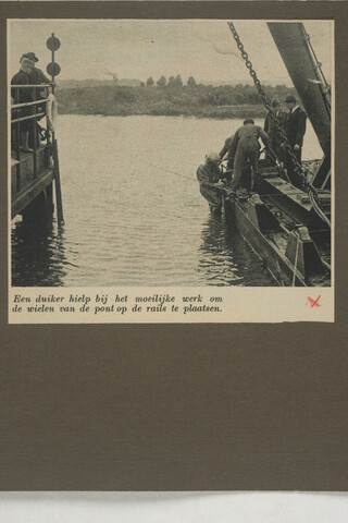 2001.1755; Omslag met vele foto's en knipsels van meest bergingsactiviteiten door Reederij v/h Gebroeders Goedkoop te Amsterdam in de periode 1929 / 1949; omslag