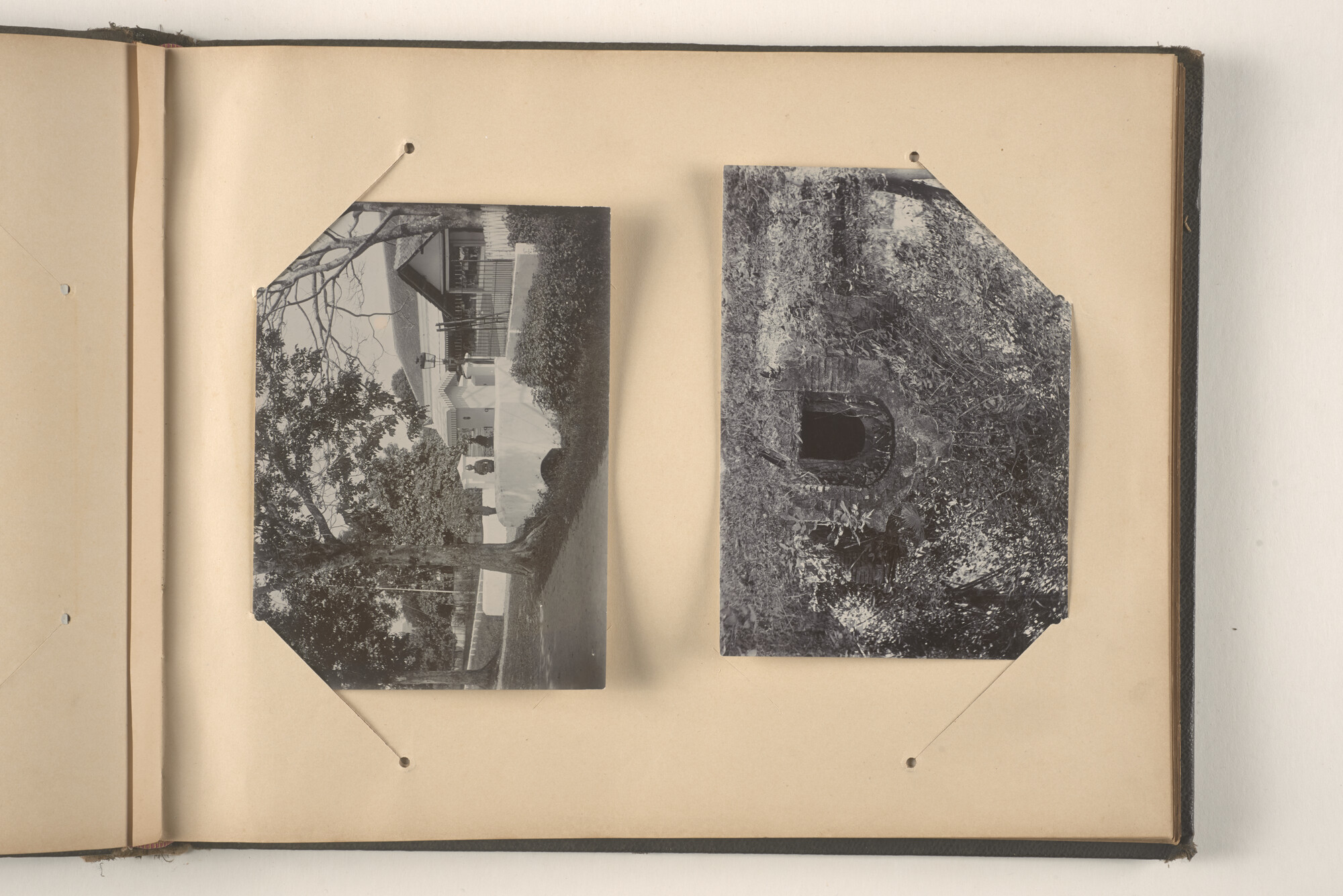 2015.0862; Fotoalbum met souvenirfoto’s verzameld tijdens de reizen van James Reginald Filz, 18 oktober 1901 t/m september 1904; fotoalbum