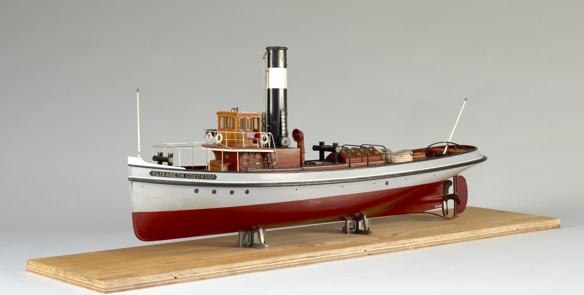 S.4653; Model van de havensleepboot Elizabeth Goedkoop; scheepsmodel