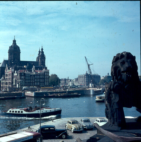 S.9100(0216); Het Open Havenfront te Amsterdam; diapositief