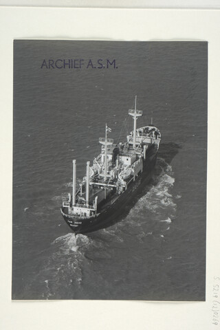 S.5219(12)0269; Luchtfotos van de proeftocht van het Noord-Ierse (Laker) vrachtschip [...]; fotoreportage
