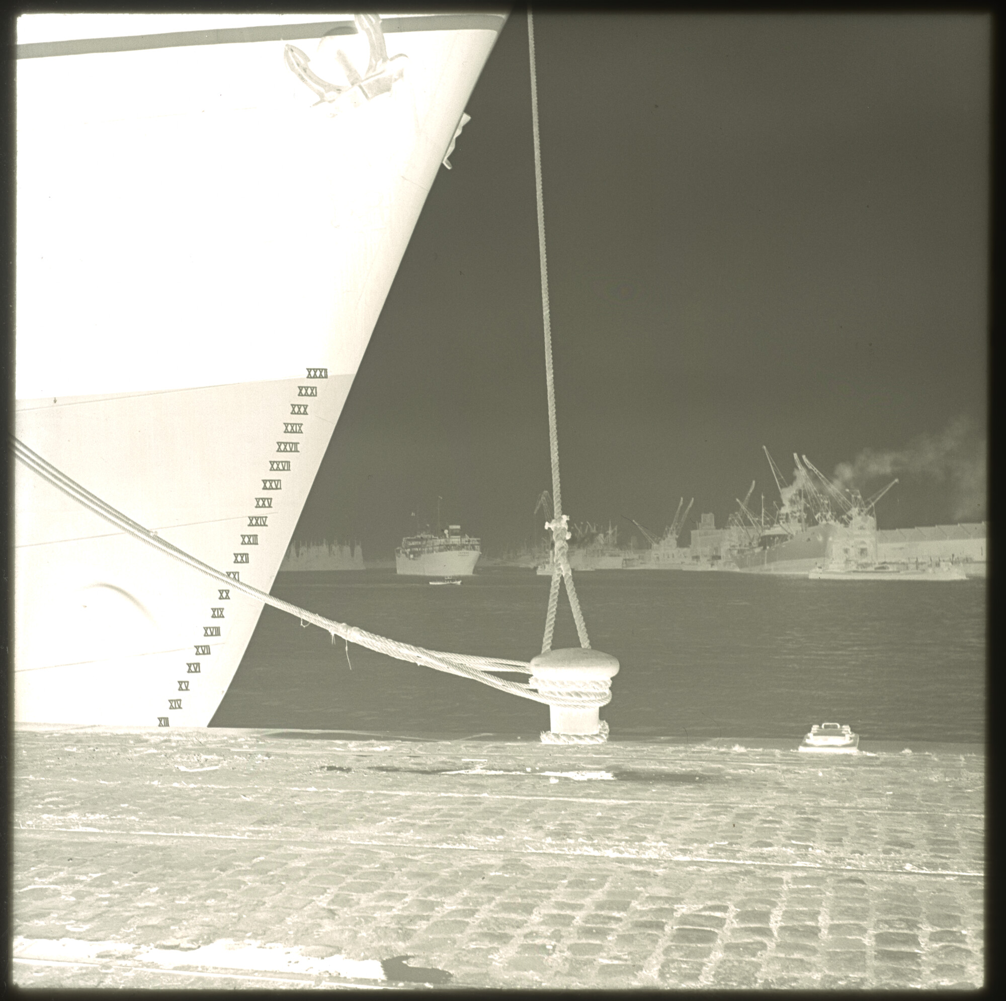 A.5263(02); Negatieven van een reis met het vrachtschip 'Woltersum' van de Stoomvaart; negatief
