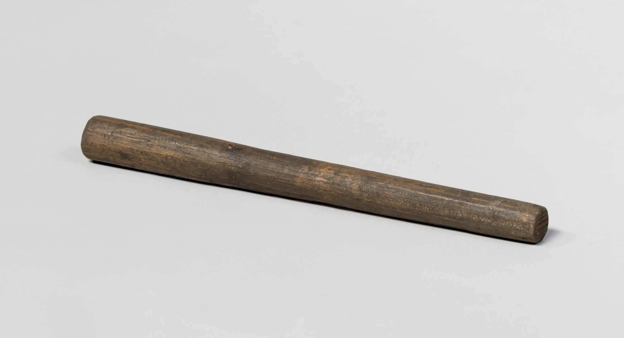S.4370(099); Handgreep van hout; handgreep