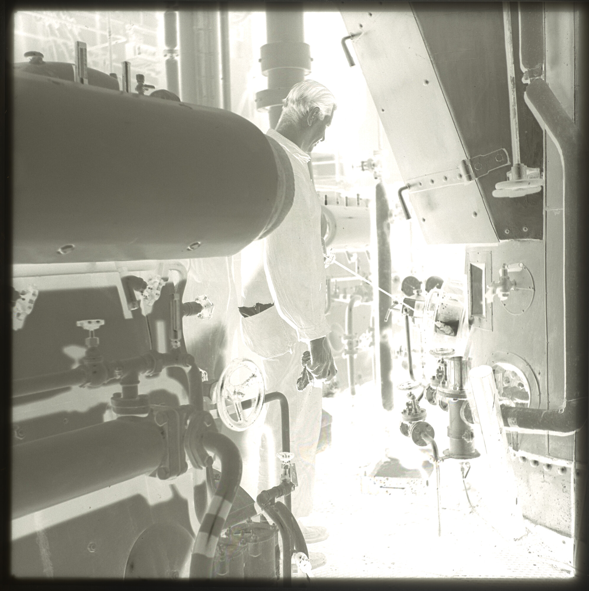 A.5263(02); Negatieven van een reis met het vrachtschip 'Woltersum' van de Stoomvaart; negatief