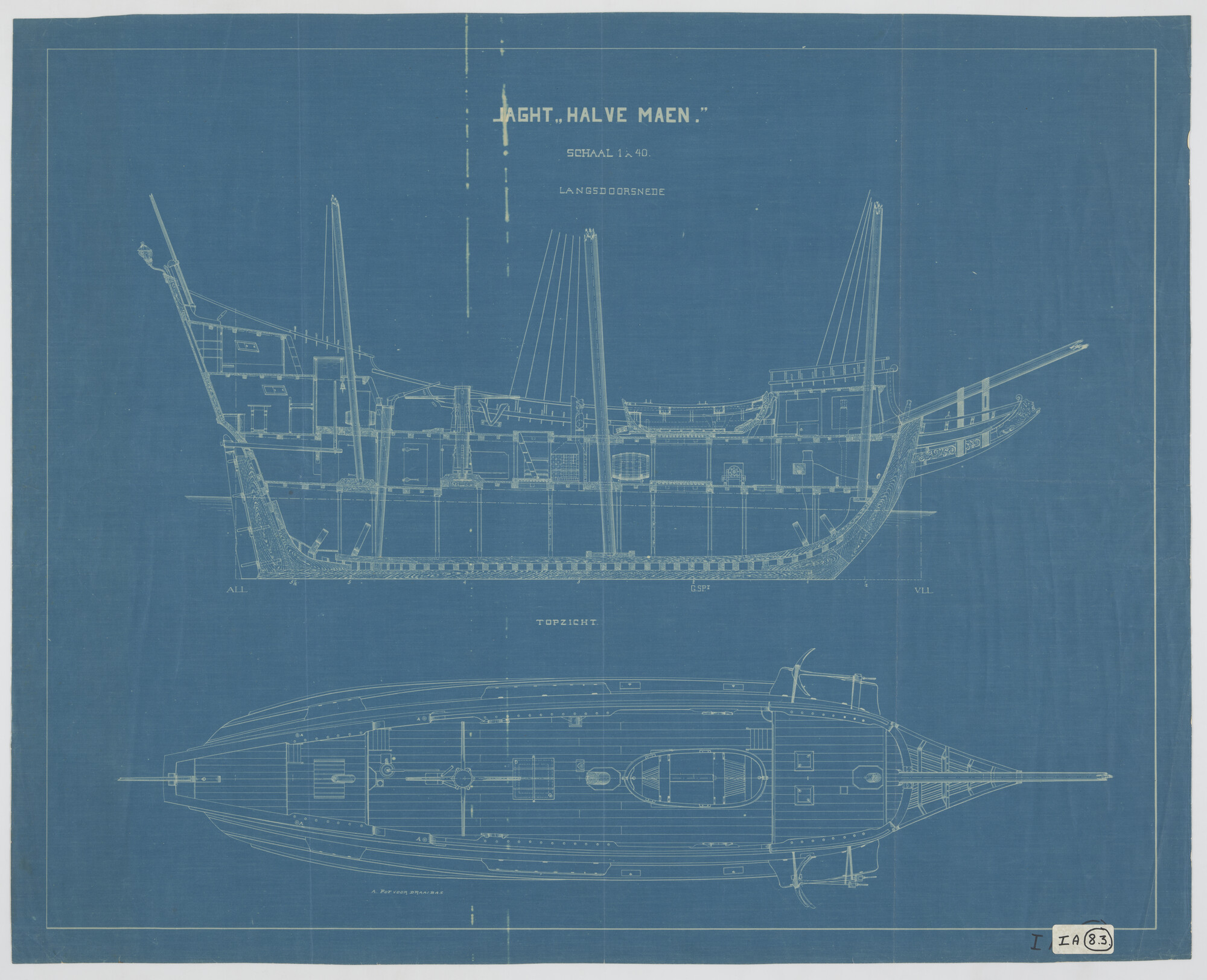 S.2112(05a)04; Zijaanzicht en dekplan van de replica van het jacht 'Halve Maen'; technische tekening