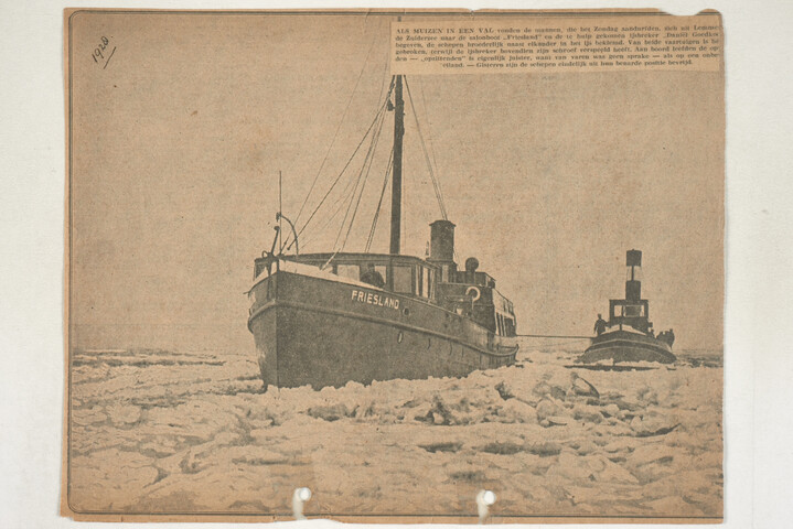 2001.1755; Omslag met vele foto's en knipsels van meest bergingsactiviteiten door Reederij v/h Gebroeders Goedkoop te Amsterdam in de periode 1929 / 1949; omslag