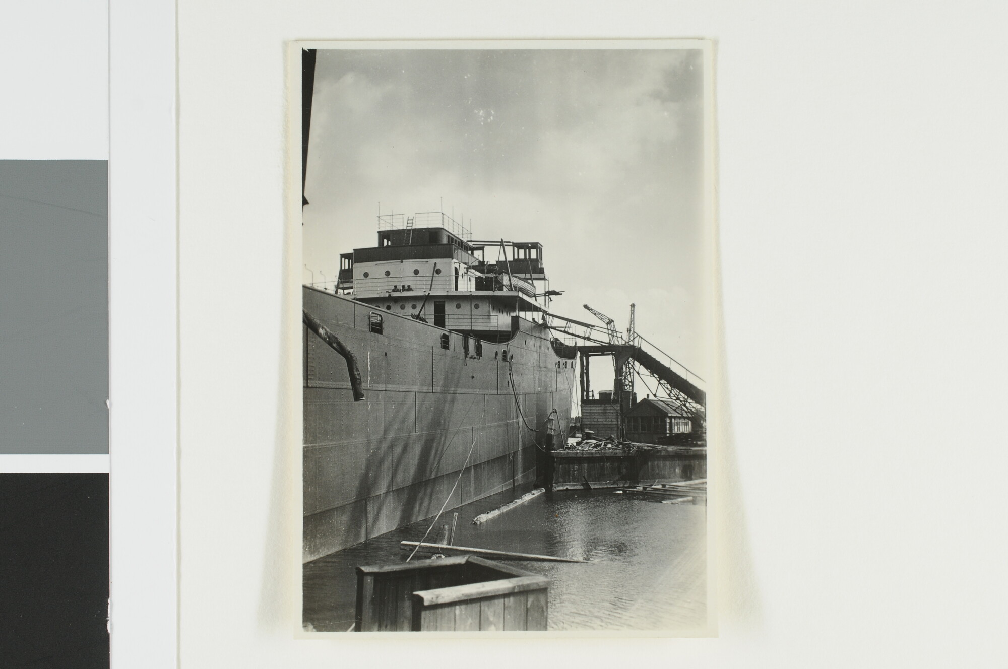 A.2867(03)113; Foto's van de afbouw van de Belgische tanker ms. 'Alexander André' van de Societé Anonieme d'Armement; fotoreportage