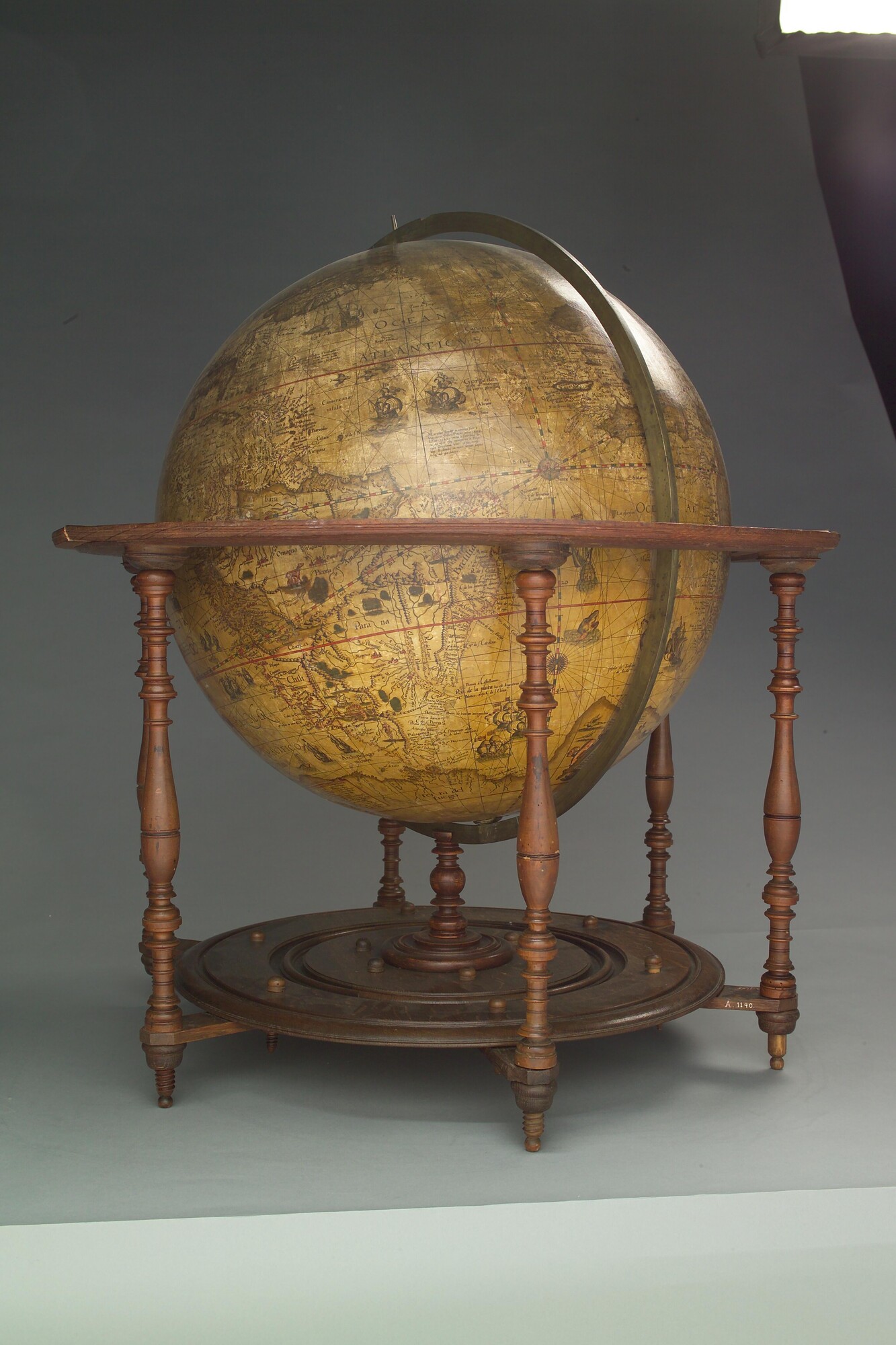 A.1140; Aardglobe van 52,5 cm doorsnede door Jacob Floris van Langren, 1589; globe