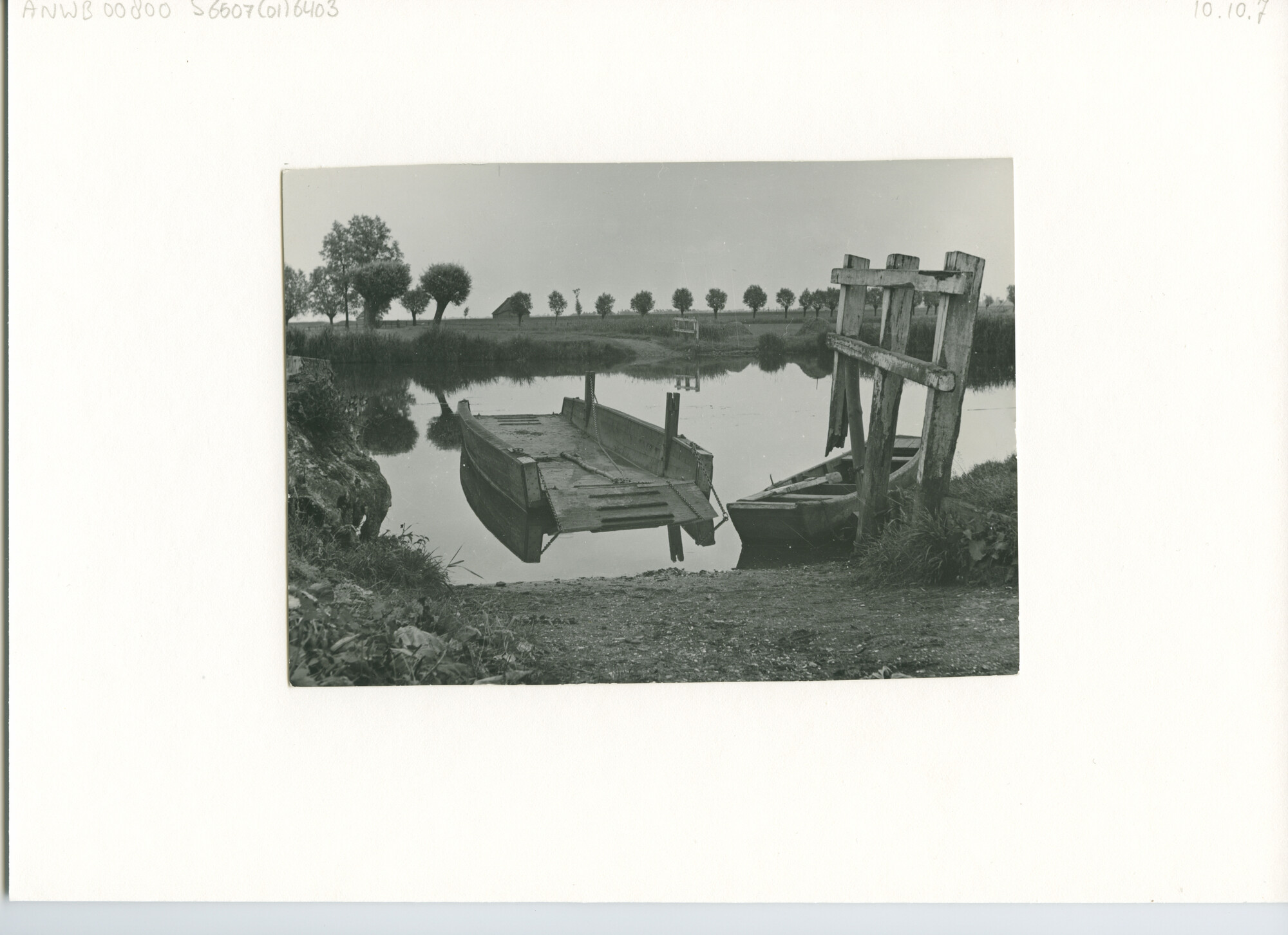 S.6507(01)6403; Foto van de verbindingsweg tussen Midden-Utrecht en het "Hooge land"; foto