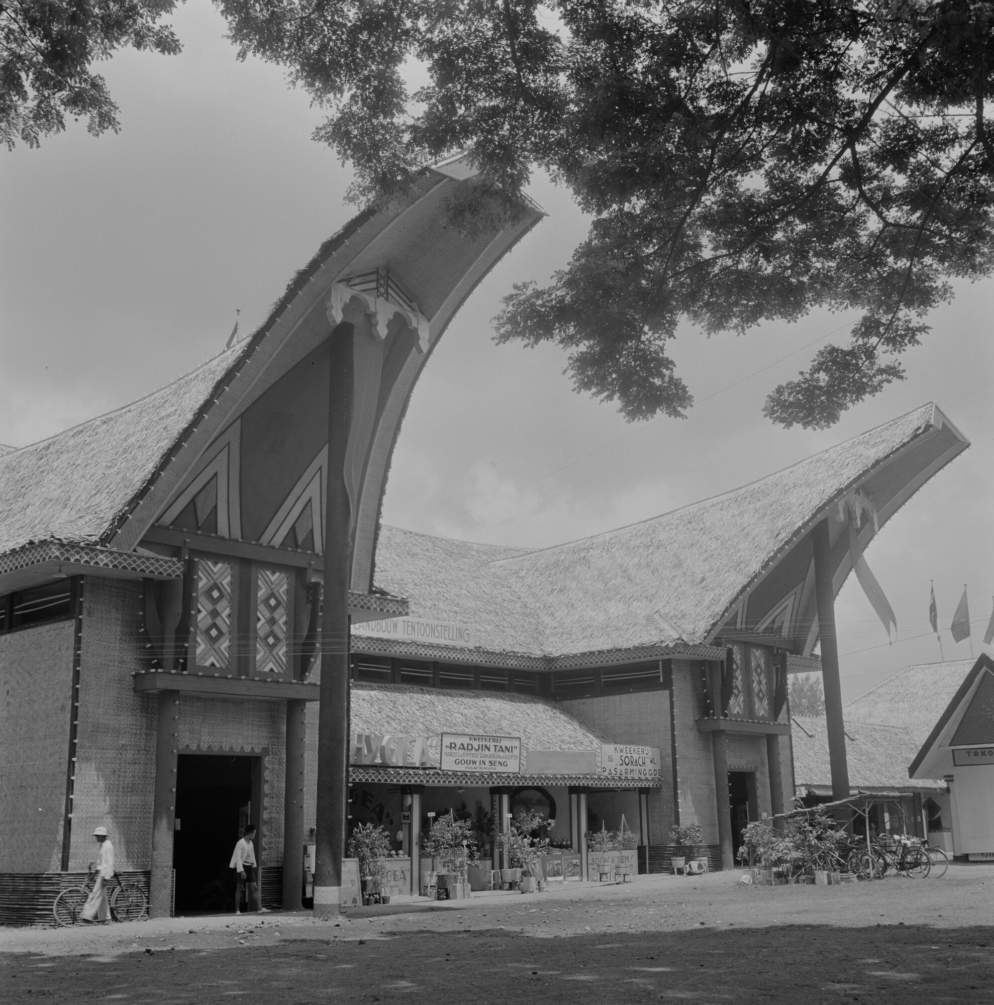 2015.3115; Negatief van de Pasar Gambir in Djakarta; negatief