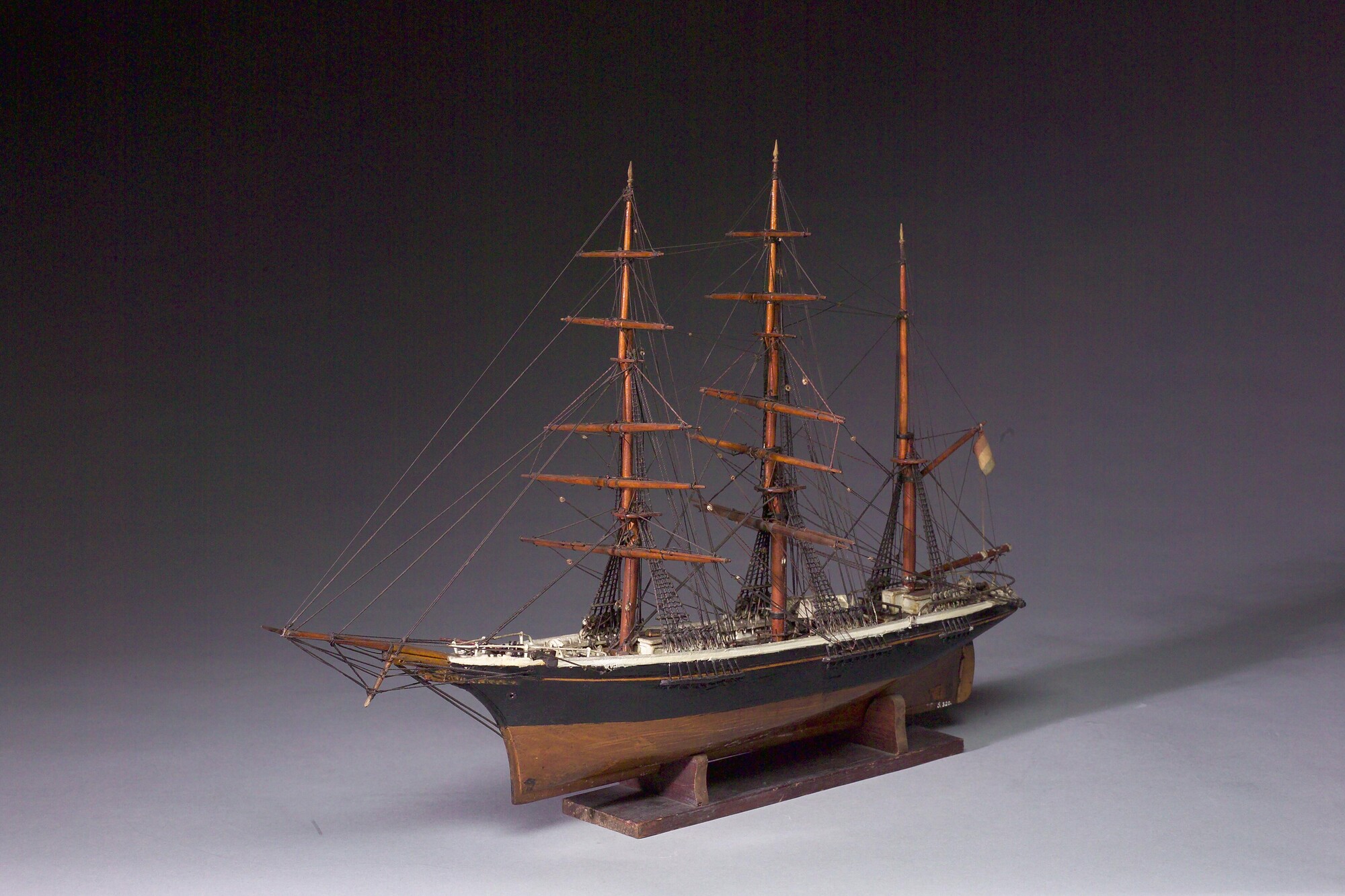S.0320; Model van de bark Olga; scheepsmodel