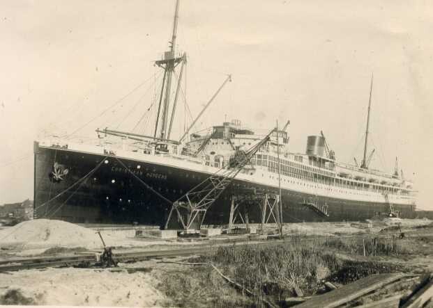2001.2215; Het mailschip ss. Christiaan Huygens van de SMN; foto