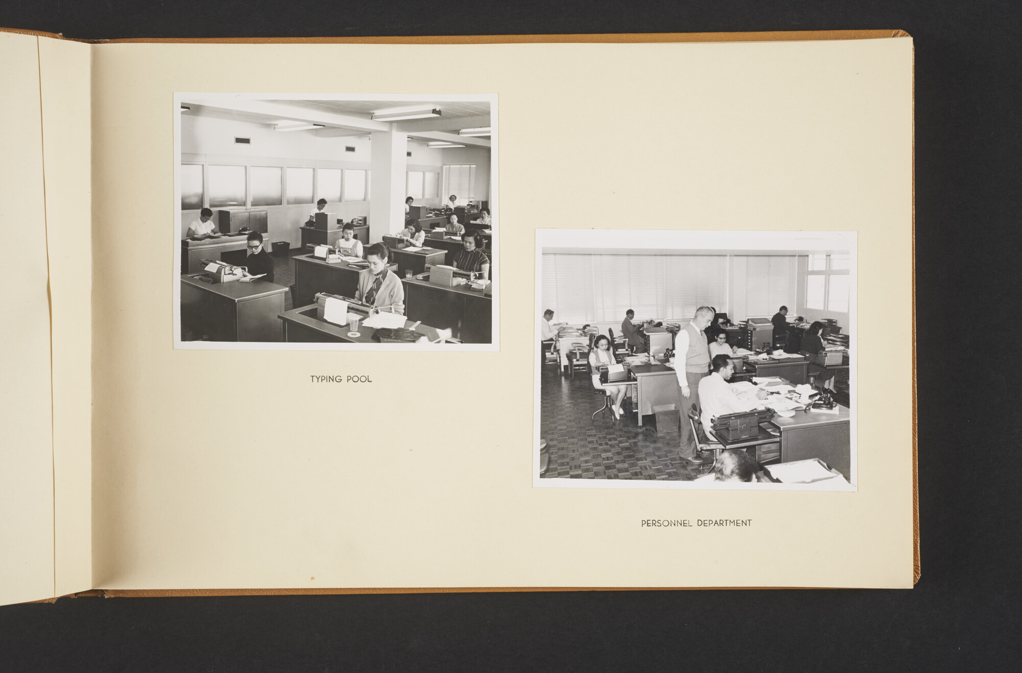 2015.1296; Fotoalbum van het kantoor van de Royal Interocean Lines te Hongkong; fotoalbum