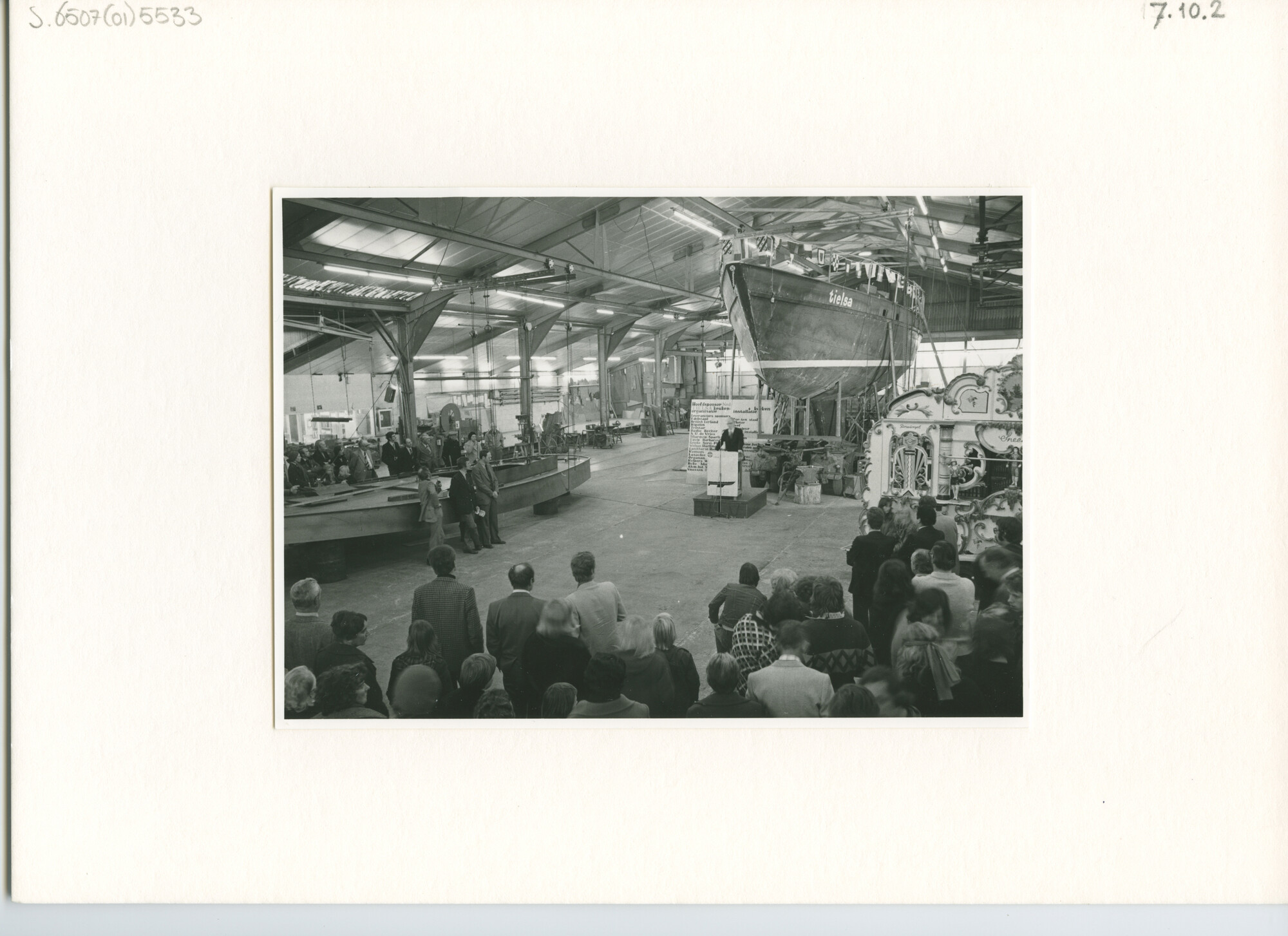 S.6507(01)5533; Foto van de doop van Whitbread deelnemer Tielsa; foto