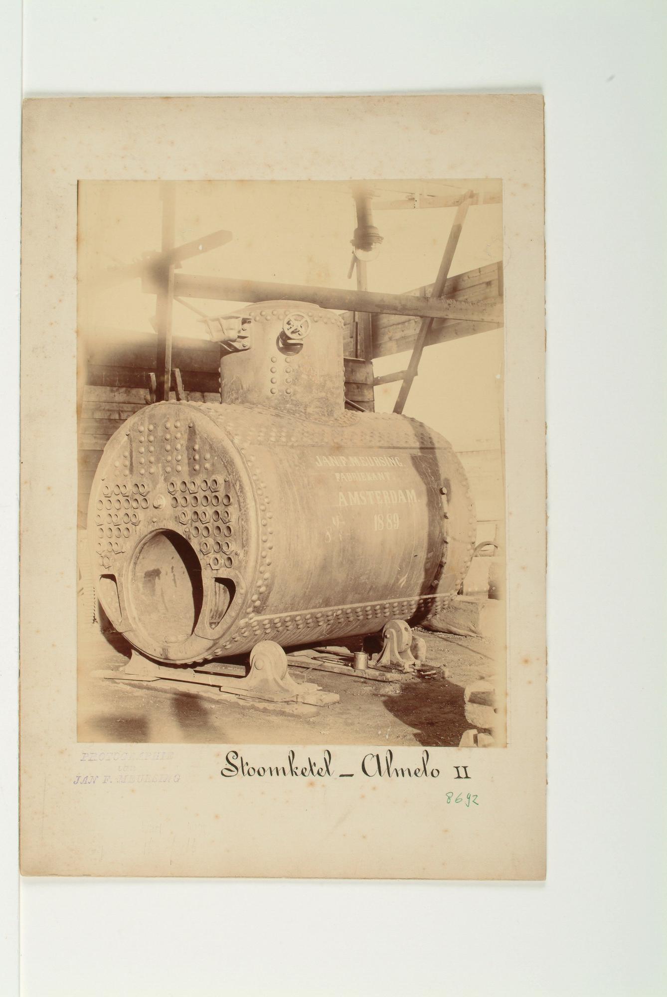 S.1156(06)269; Een stoomketel (nummer 24) voor het vrachtschip ss. 'Almelo II', 1889; foto