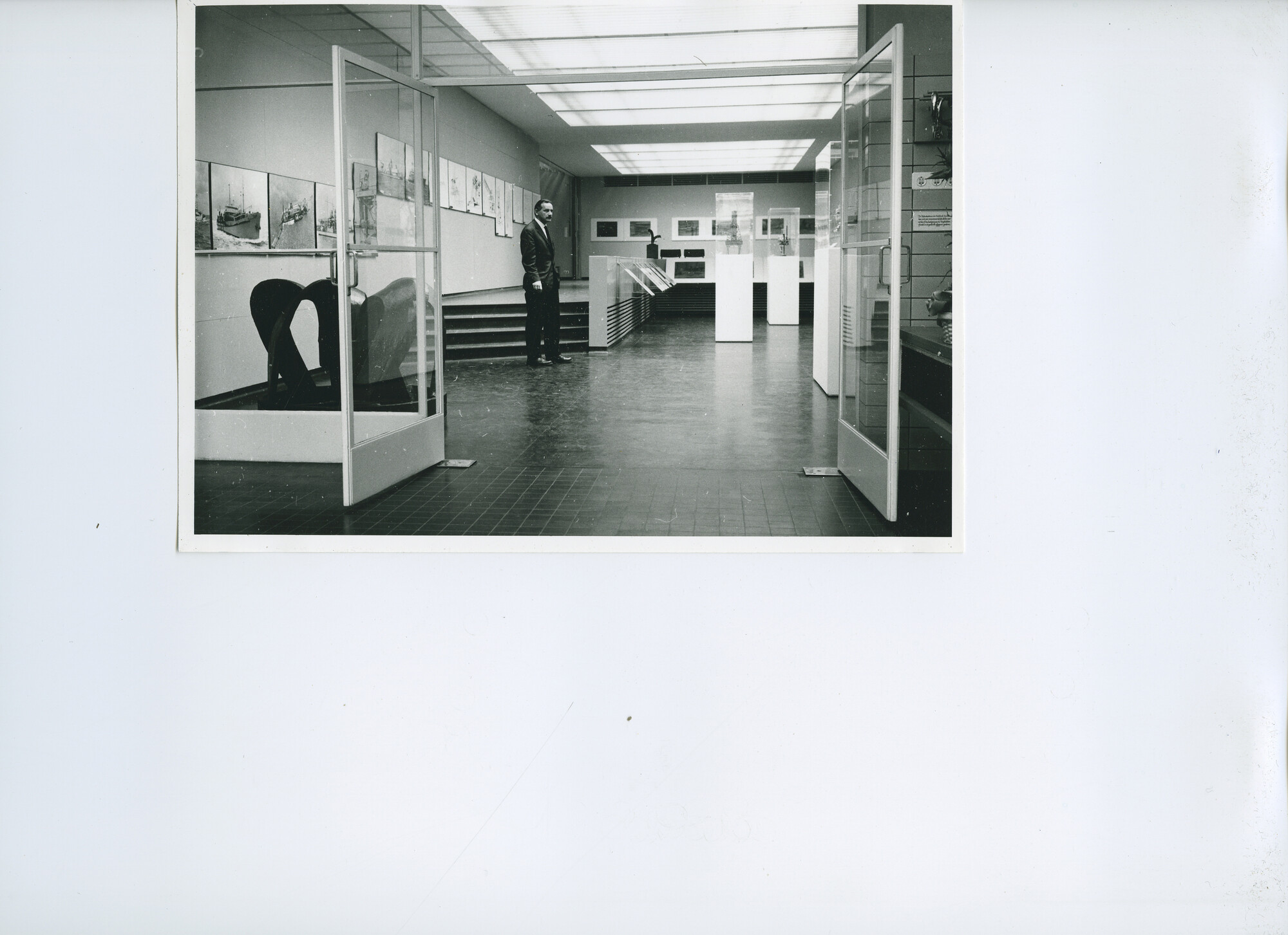 S.5621(01)0980; Foto van tentoonstelling.; foto