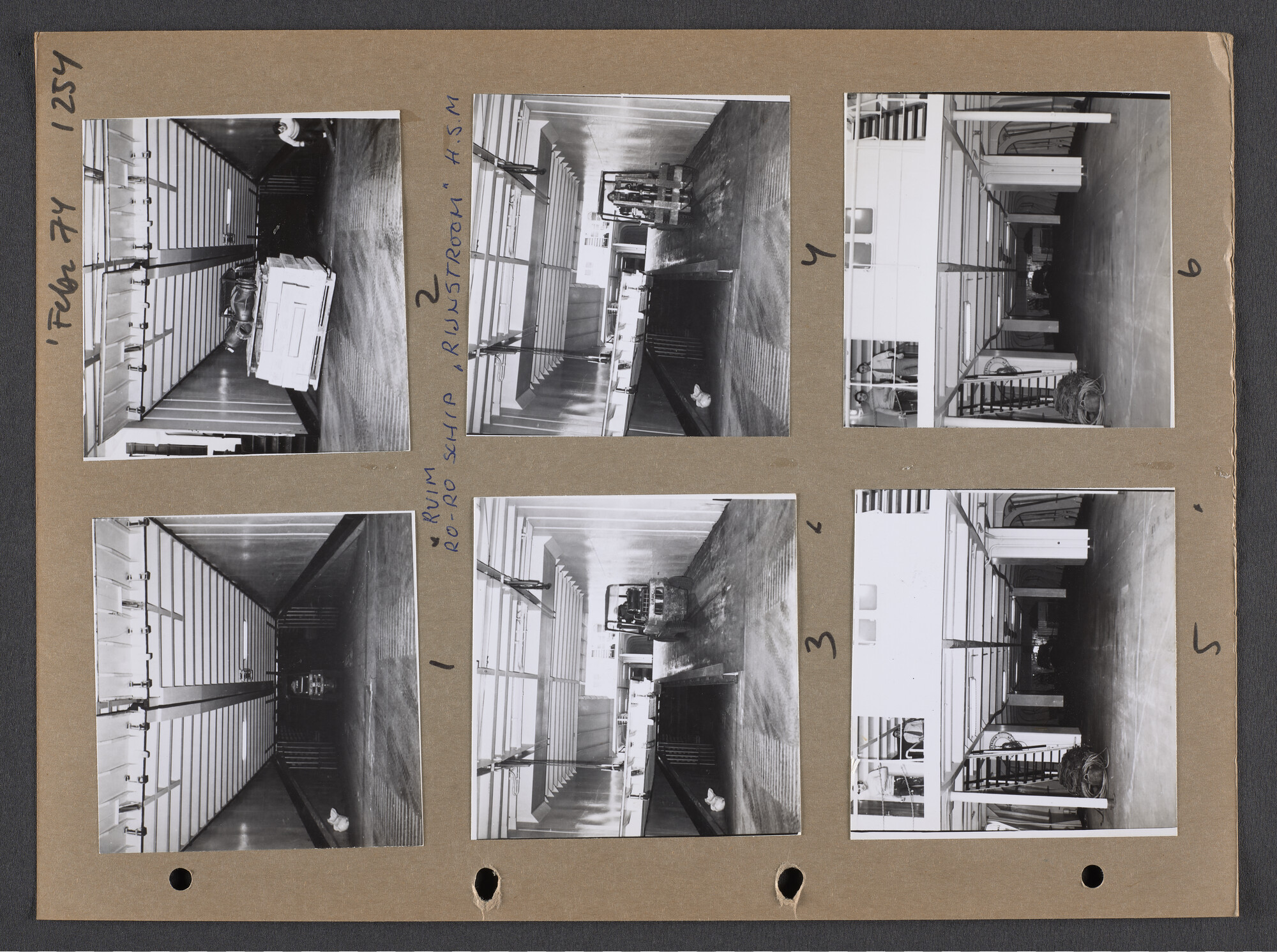 S.9102(32); Multomap met foto's door Ben Burgers, samengesteld door de Vereniging De Amsterdamsche Haven; foto