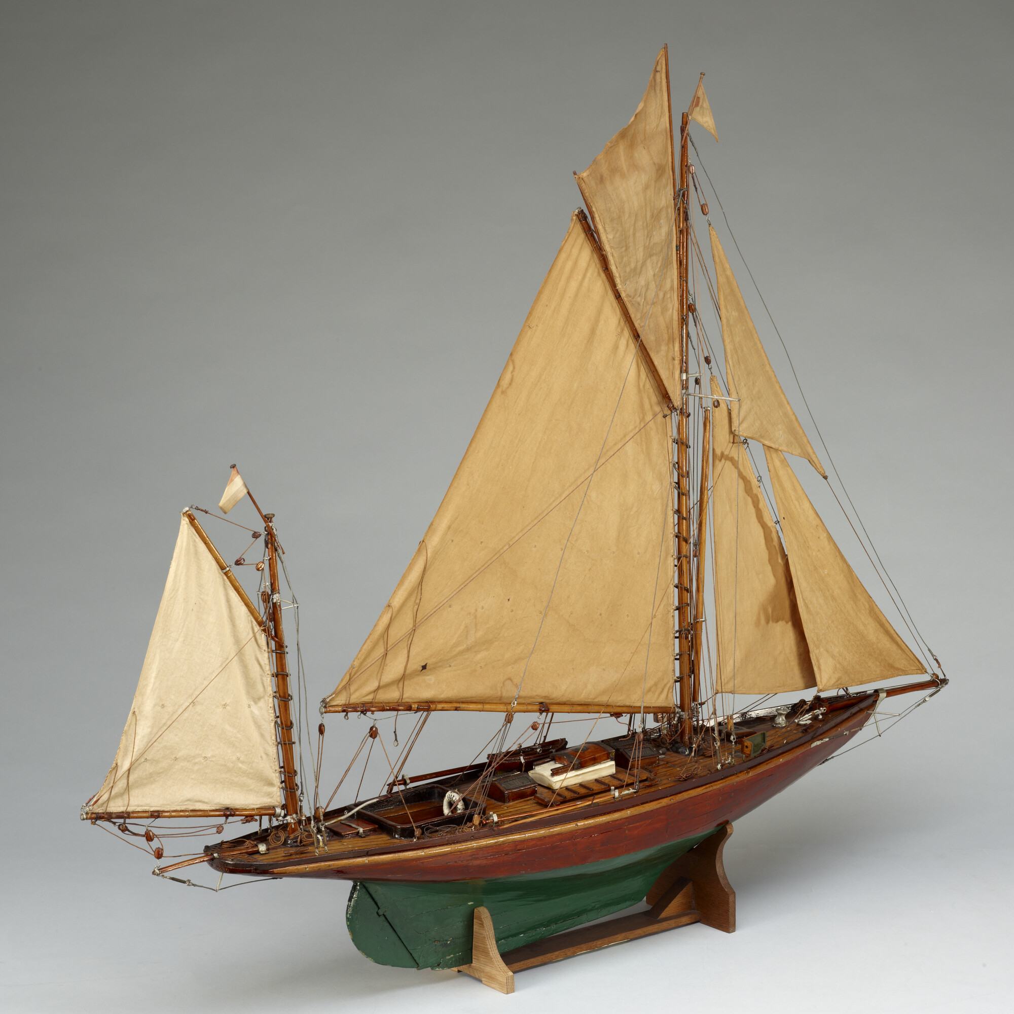 S.2074; Model van de yawl Hildegard; scheepsmodel