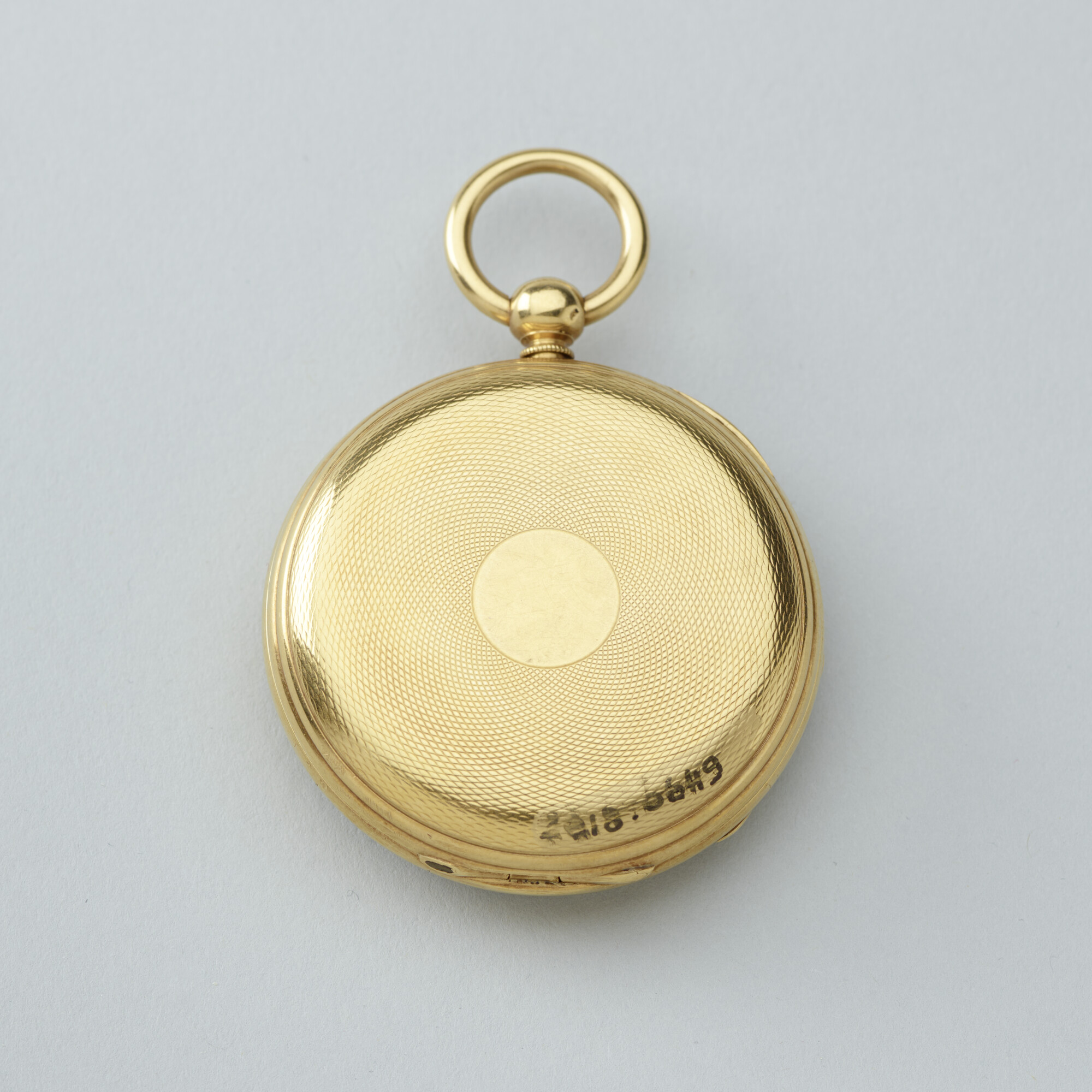 2018.0649; Gouden zakhorloge met inscriptie, geschonken aan kapitein D.D. Ouwehand, 1868; zakhorloge