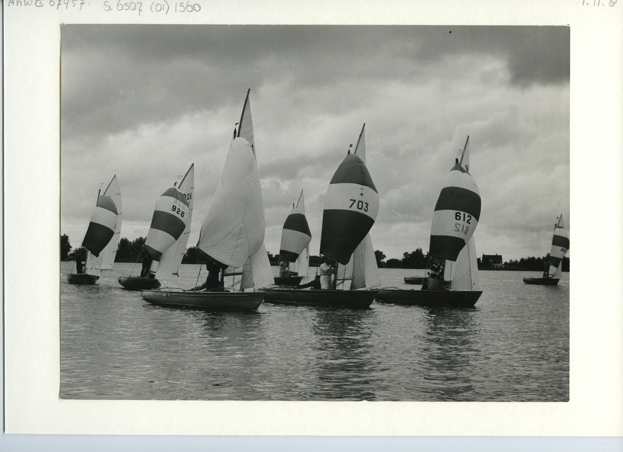 S.6507(01)1560; Foto Vrijheidsklasse Zeilwedstrijden Nieuwkoop; foto