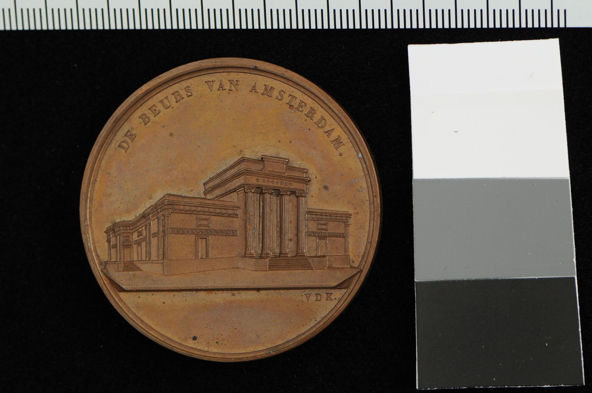 A.0027(107)1; Penning op de opening en inwijding van de Nieuwe Beurs te Amsterdam, 1845; penning