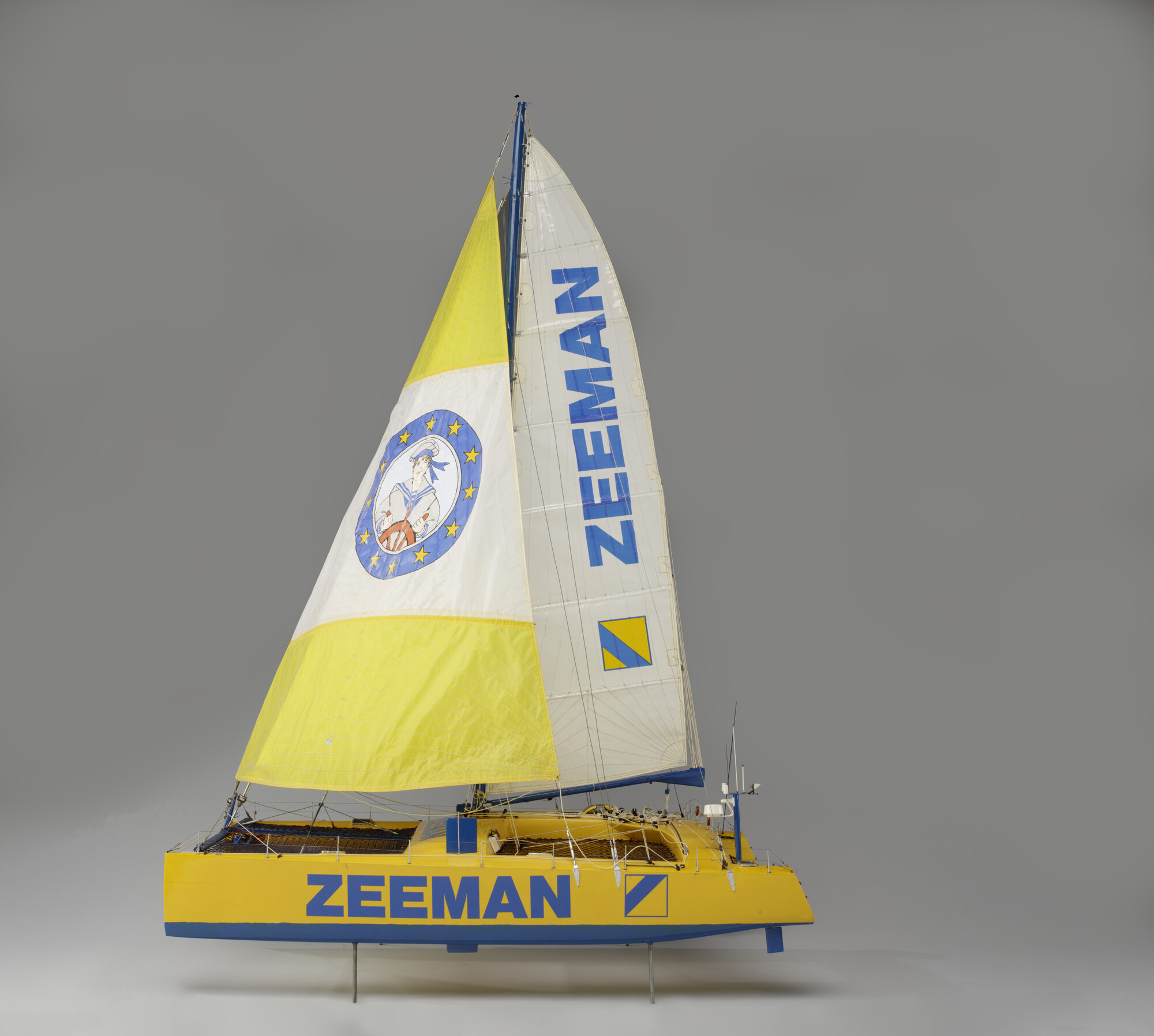 1995.5677; Model van de catamaran Zeeman; scheepsmodel