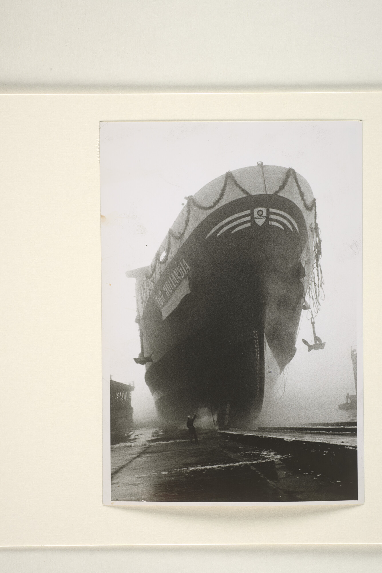 1998.1629; De tewaterlating van de Zweedse veerboot Tor Hollandia bij de scheepswerf [...]; foto