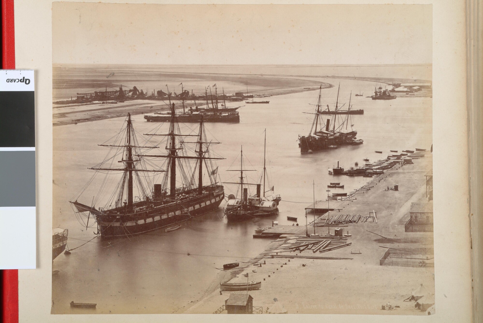 A.1554(02); Album met foto's van de ingangen en etappeplaatsen van het Suezkanaal; fotoalbum