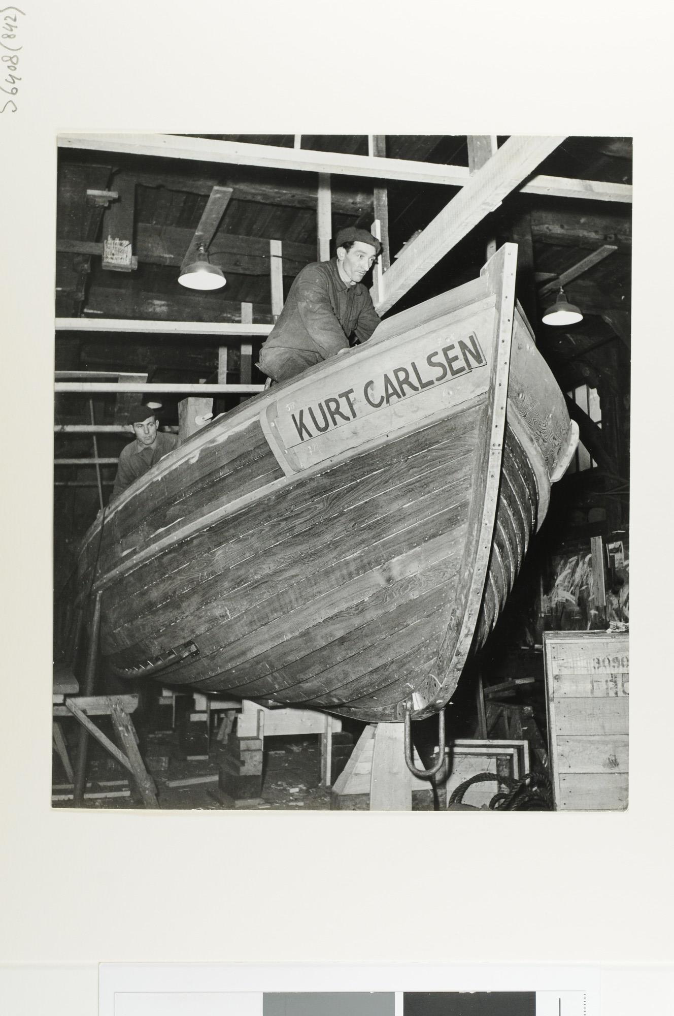 S.6408(0842); De motorstrandreddingboot Kurt Carlsen voor het station Noordwijk van de [...]; foto
