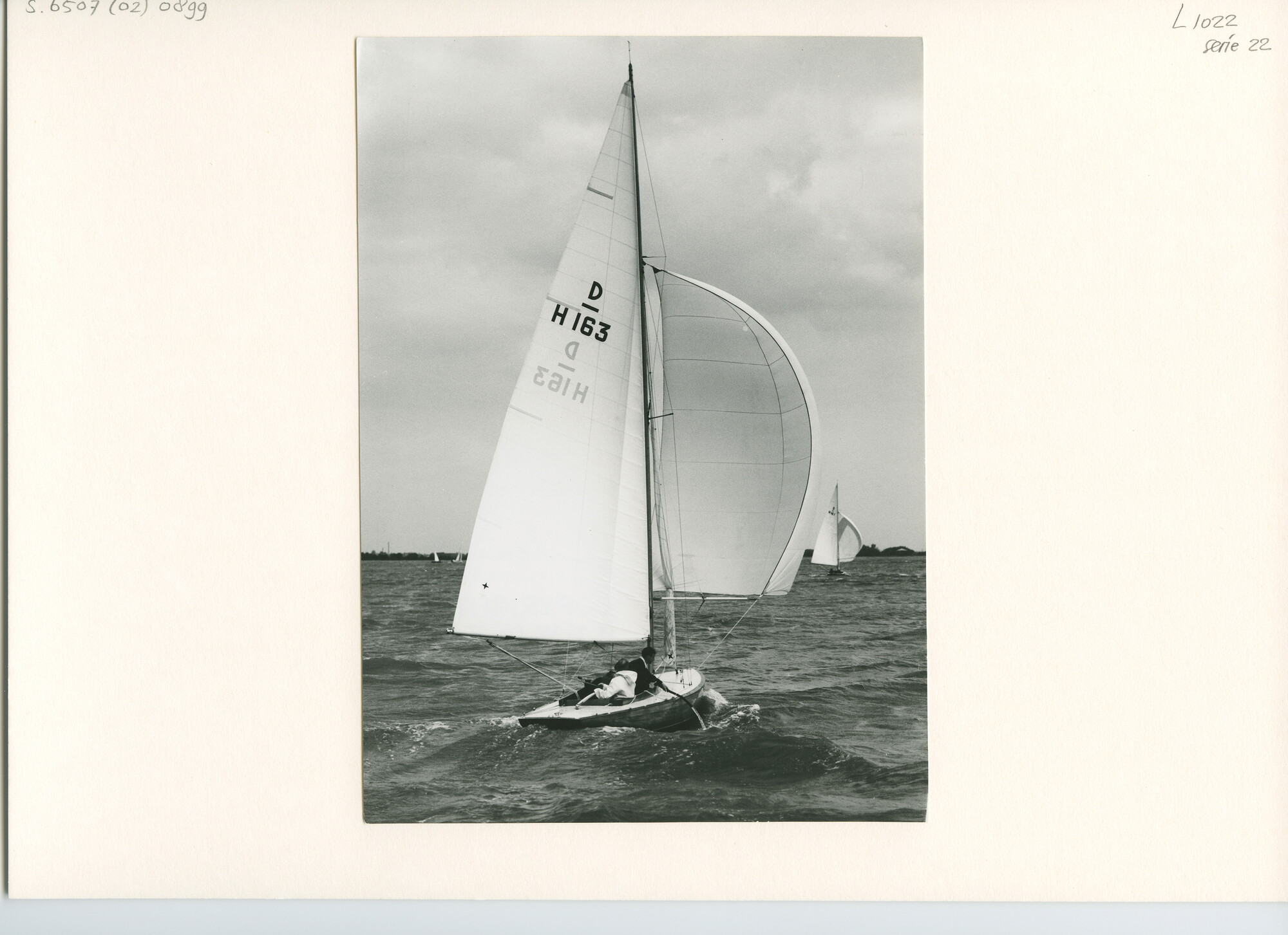 S.6507(02)0899.04; Zwart-wit foto van de Braassemweek 1958: de Drakenklasse; foto