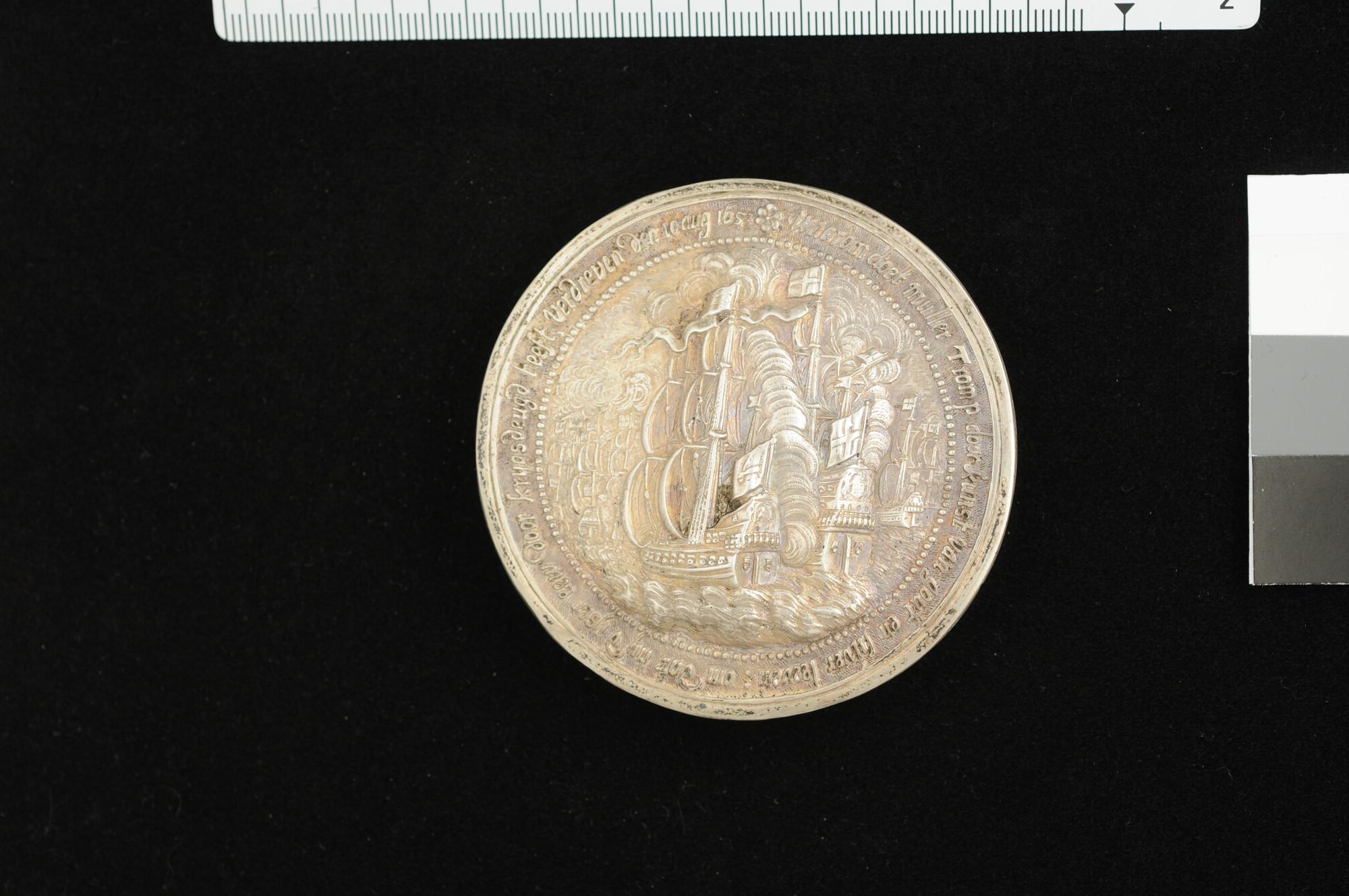 S.0004(01)05; Penning op het sneuvelen van luitenant-admiraal Maarten Harpertsz. Tromp, 1653; penning
