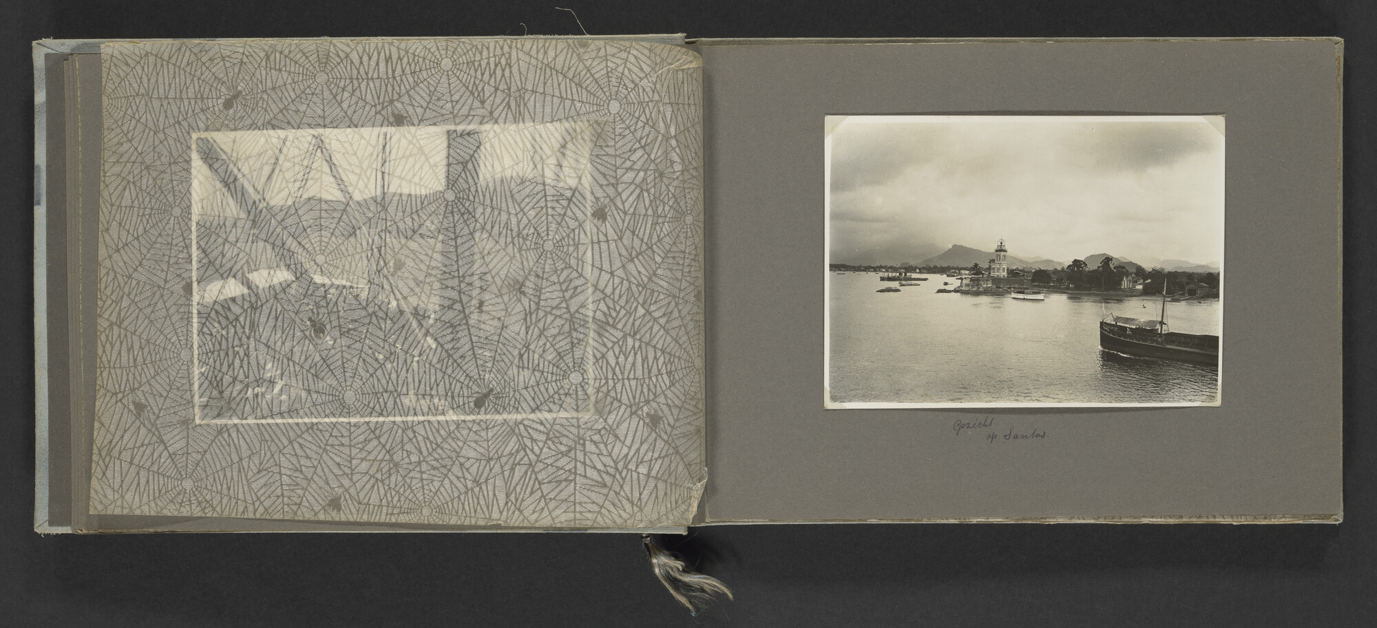 2024.3841; Fotoalbum van C.J. (Kees) de Vries, machinist op schepen van de Koninklijke Hollandsche Lloyd tussen 1928 en 1934; fotoalbum