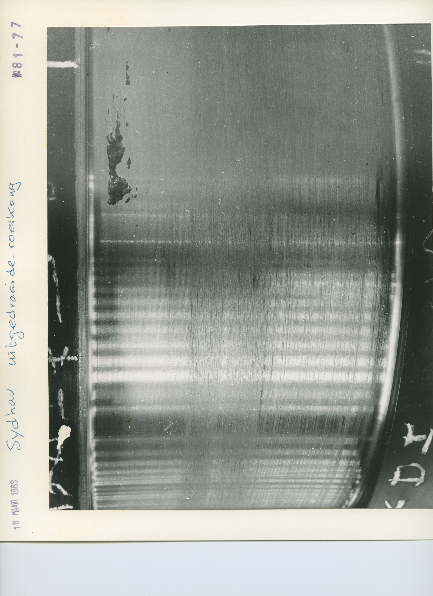 S.5444(4054)05; Foto van afgedraaide roerkoning en roerdrager van de Sydhav; foto