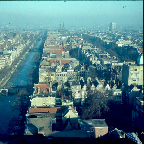 S.9100(1238); Dia van Prinsengracht in Amsterdam, gezien vanaf Westertoren; diapositief