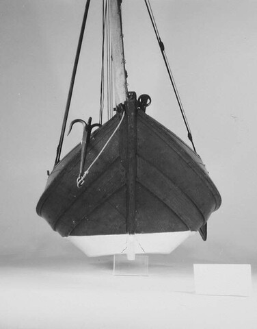 A.0115(10); Model van een hoogaars; scheepsmodel