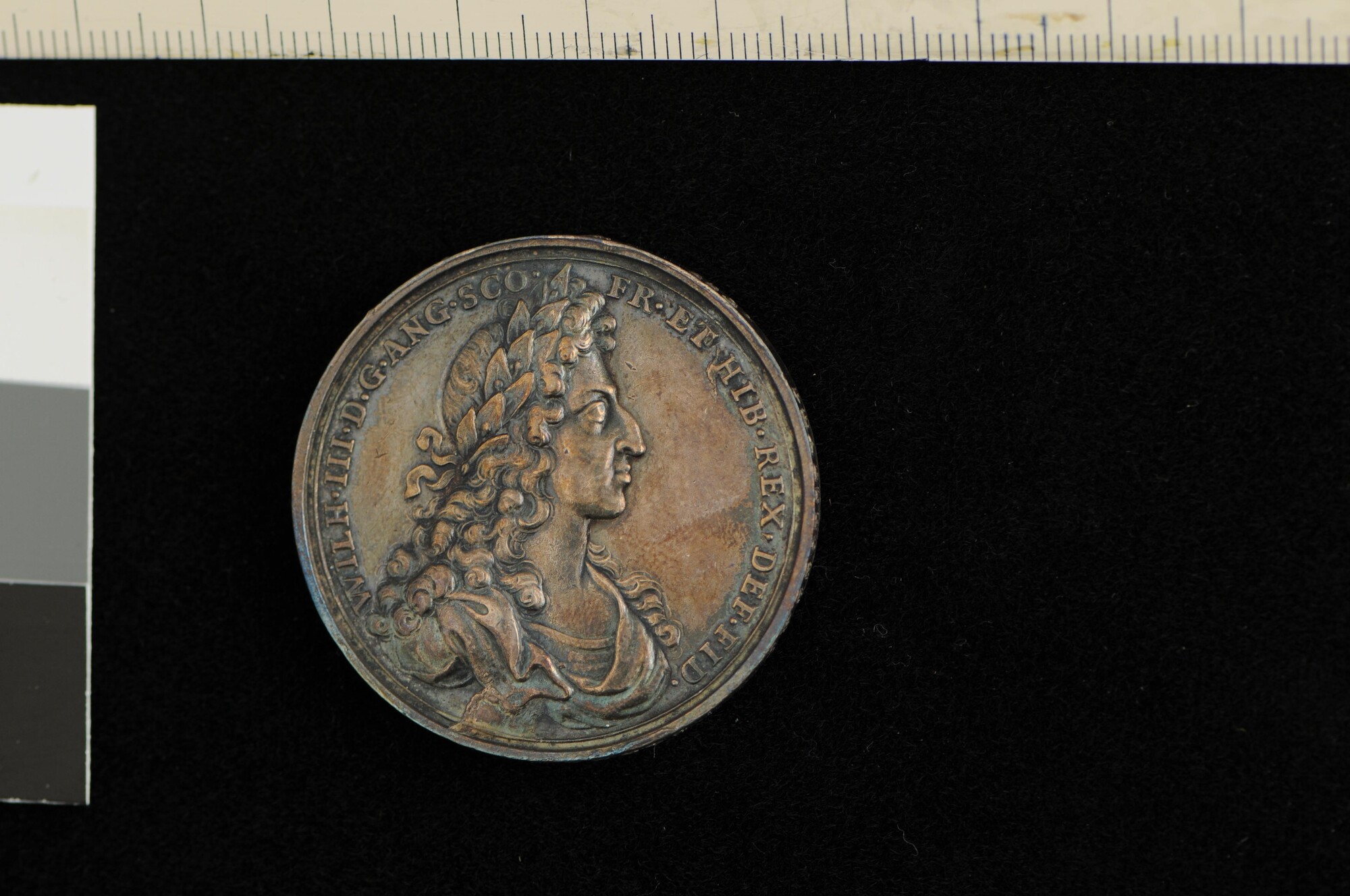 A.0015(10); Penning geslagen op het verslaan van de Franse vloot bij La Hogue, 1692; penning