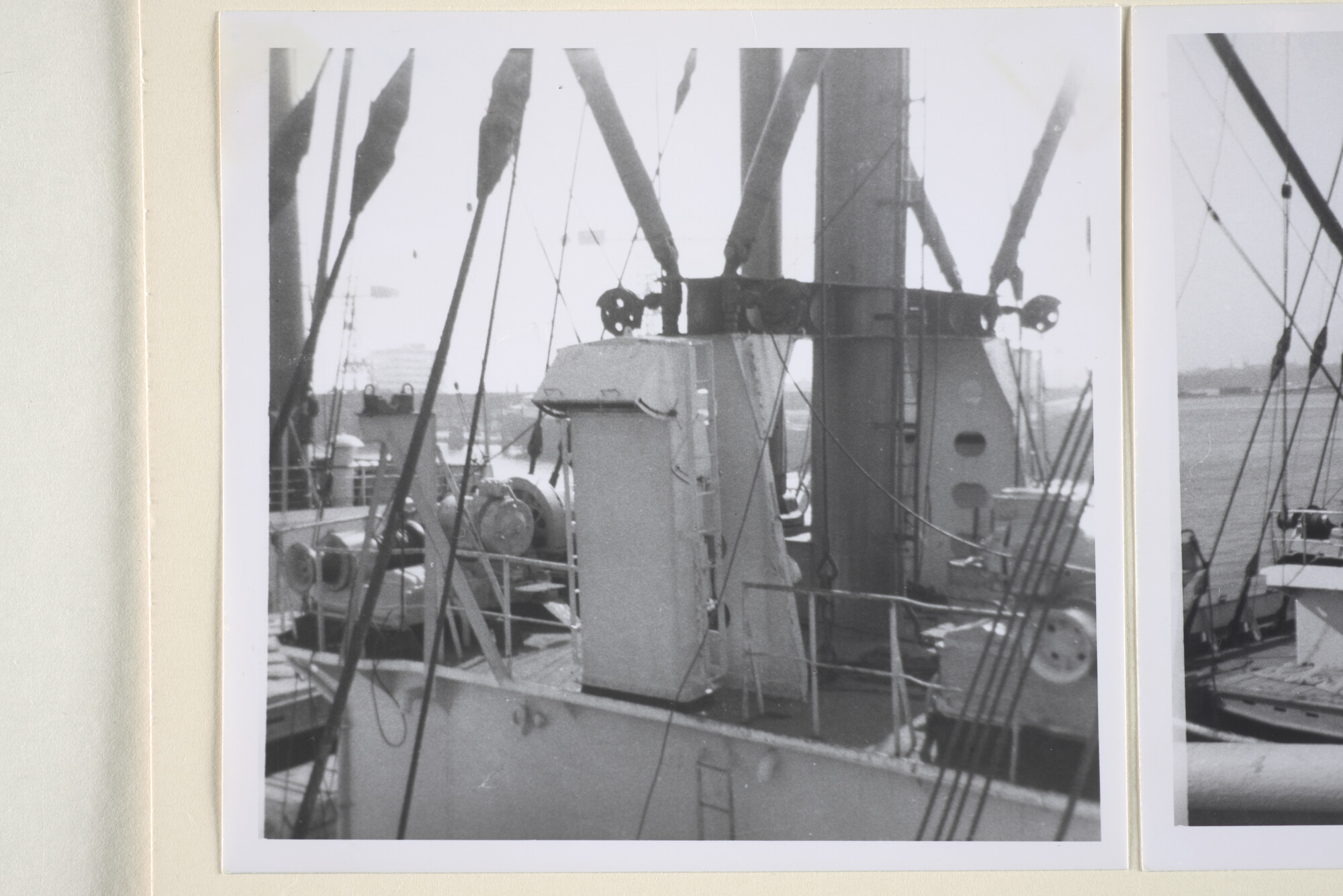 1995.1746; Reproductiefoto's van dekaanzichten a/b vrachtschip ms. Bali van de SMN; fotoreportage