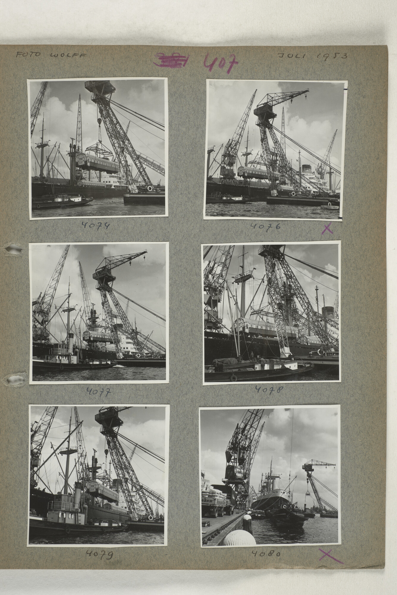 1998.2182; Omslag (voorheen ordner) met een grote hoeveelheid proef foto's van de haven en de stad van Amsterdam; omslag