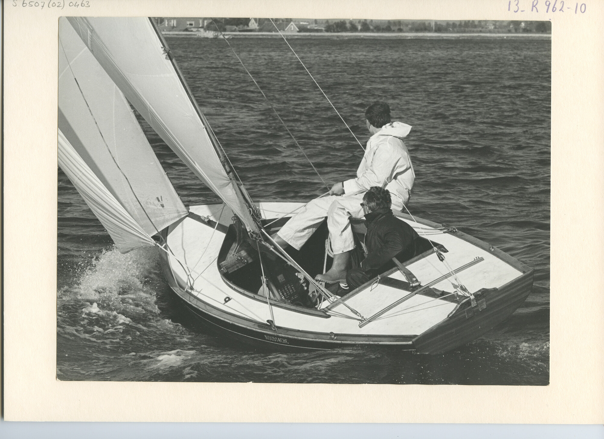 S.6507(02)0463.03; Zwart-wit foto van de Na-Braassem 1964: de Pampus-klasse op het Braassemermeer; foto