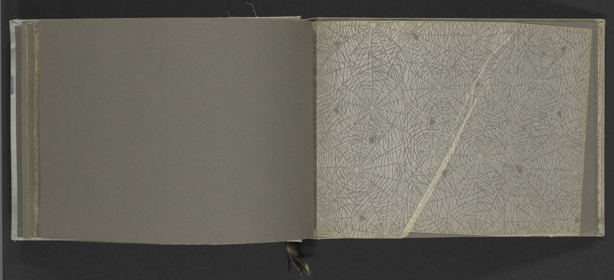 2024.3841; Fotoalbum van C.J. (Kees) de Vries, machinist op schepen van de Koninklijke Hollandsche Lloyd tussen 1928 en 1934; fotoalbum